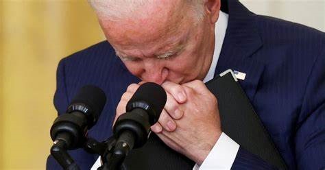 Biden’s Approval Rating Goes Underwater