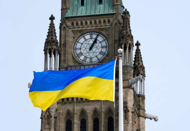 Canada Ontario announces supports, hotline for people fleeing Ukraine