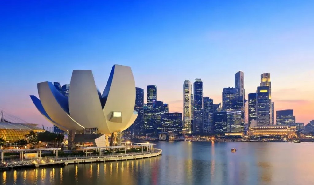新加坡，值得你为之奋斗吗？